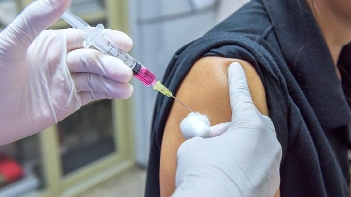 THERE ARE CALLS TO EXAMINE THE RELATIONSHIP BETWEEN THE FLU VACCINE AND MISCARRIAGE