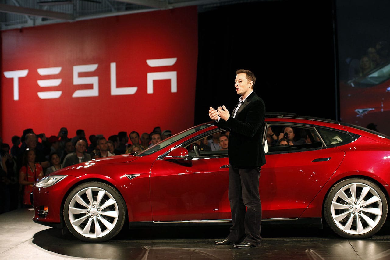 Tesla Shares Set To Start 2021 At Record High