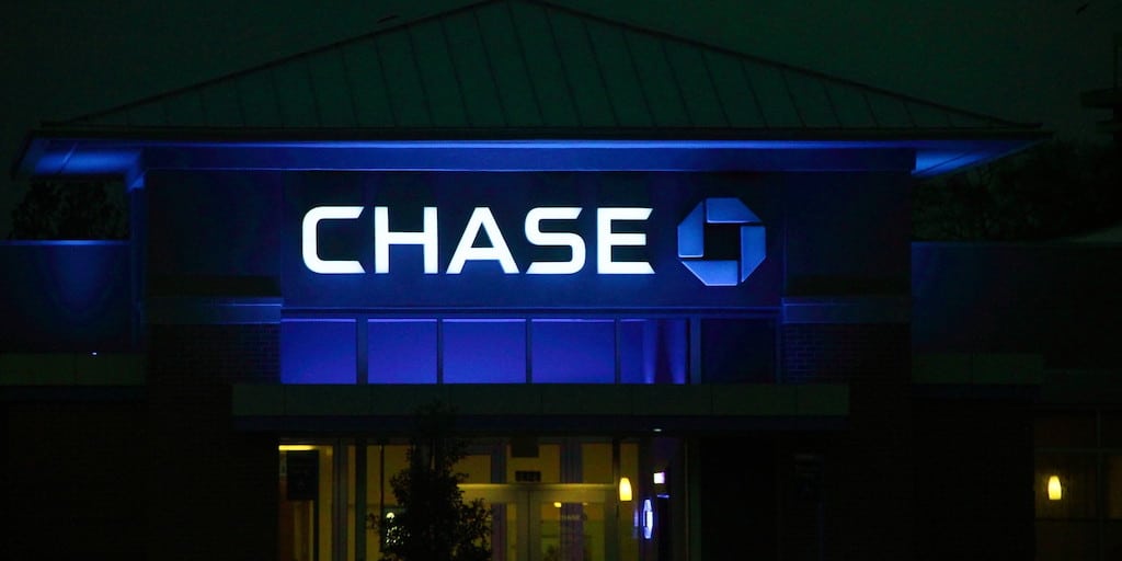 Chase Bank Unveils New “Reputation Risk” Campaign, Targeting Loyal Customers For Their Political Beliefs