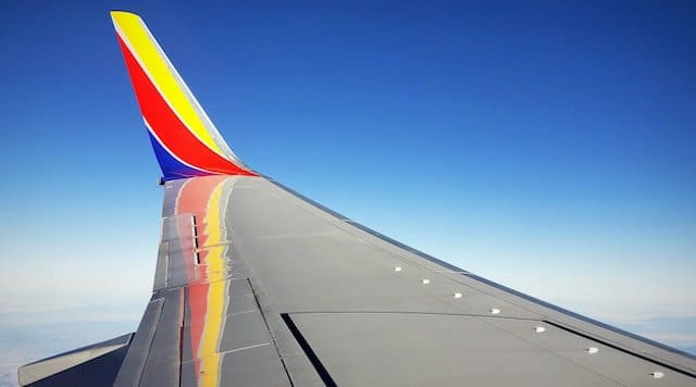 Southwest offers staff extra pay, frequent flyer miles to avoid holiday travel disruptions